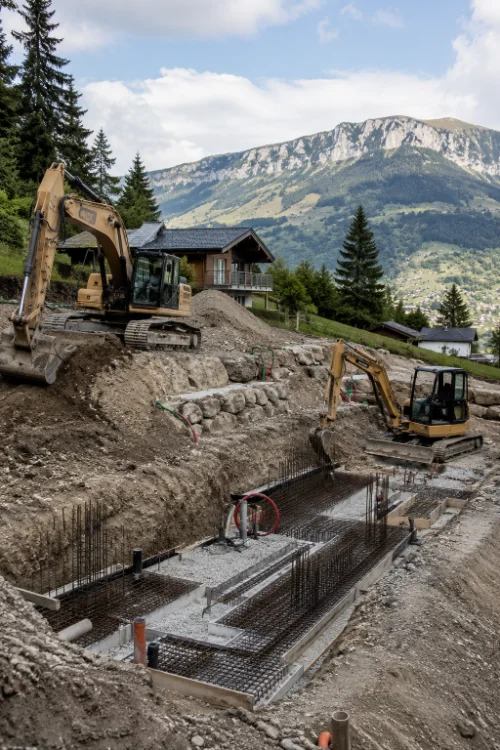 Terrassement et fondations, engins sur site